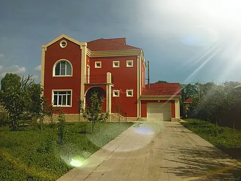 Kirayə verilir 6 otaqlı həyət evi 300 m² — Lənkəran 6 otaq 300.00 m²