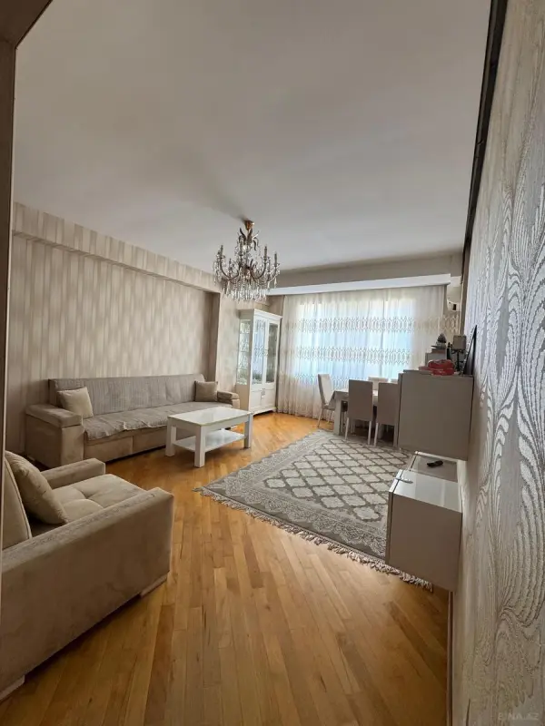 Satılır 2 otaqlı mənzil 70 m²