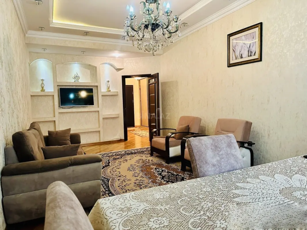 Kirayə verilir 3 otaqlı mənzil 115 m²