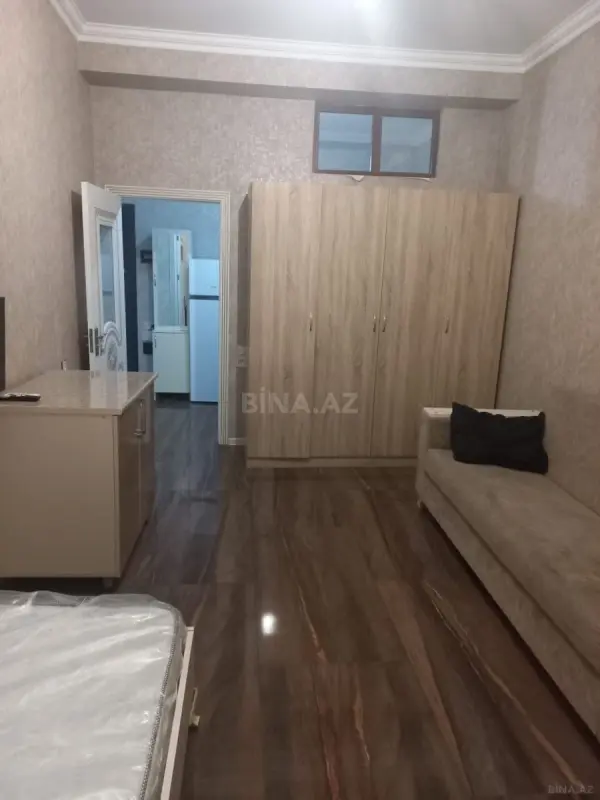 Kirayə verilir 2 otaqlı mənzil 45 m²