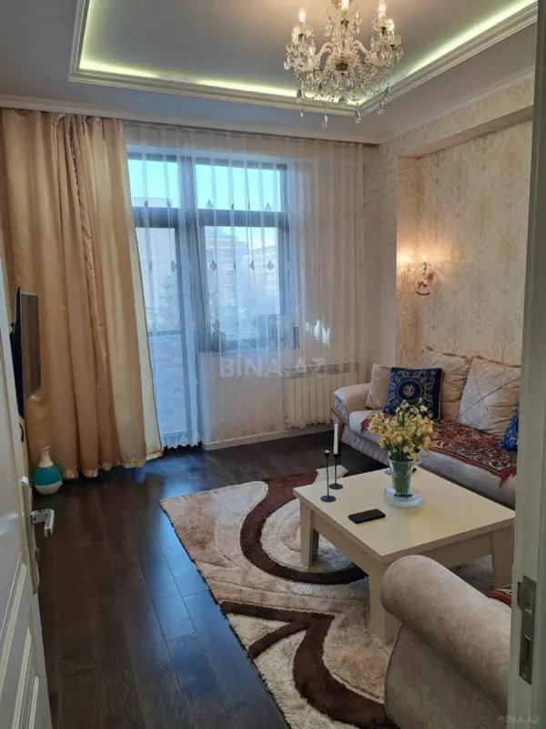 Satılır 2 otaqlı mənzil 69 m²