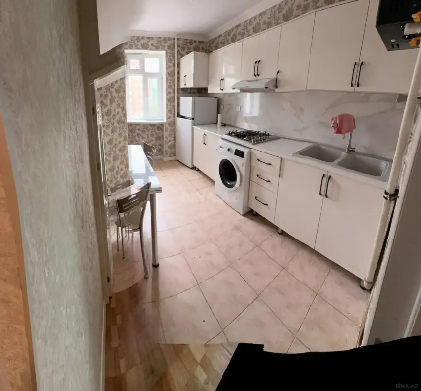 Satılır 2 otaqlı mənzil 65 m²