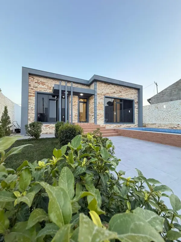 Satılır 4 otaqlı həyət evi 160 m²