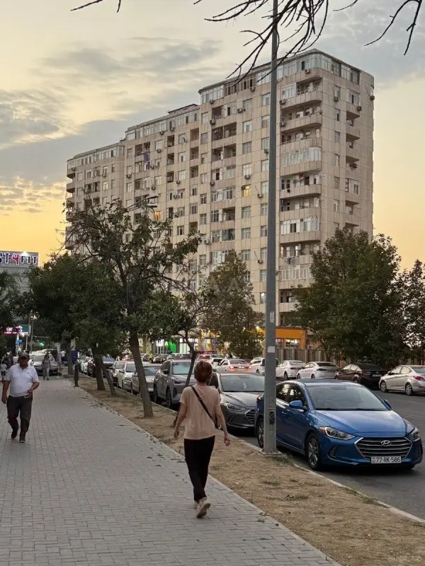 Satılır 2 otaqlı mənzil 86 m²