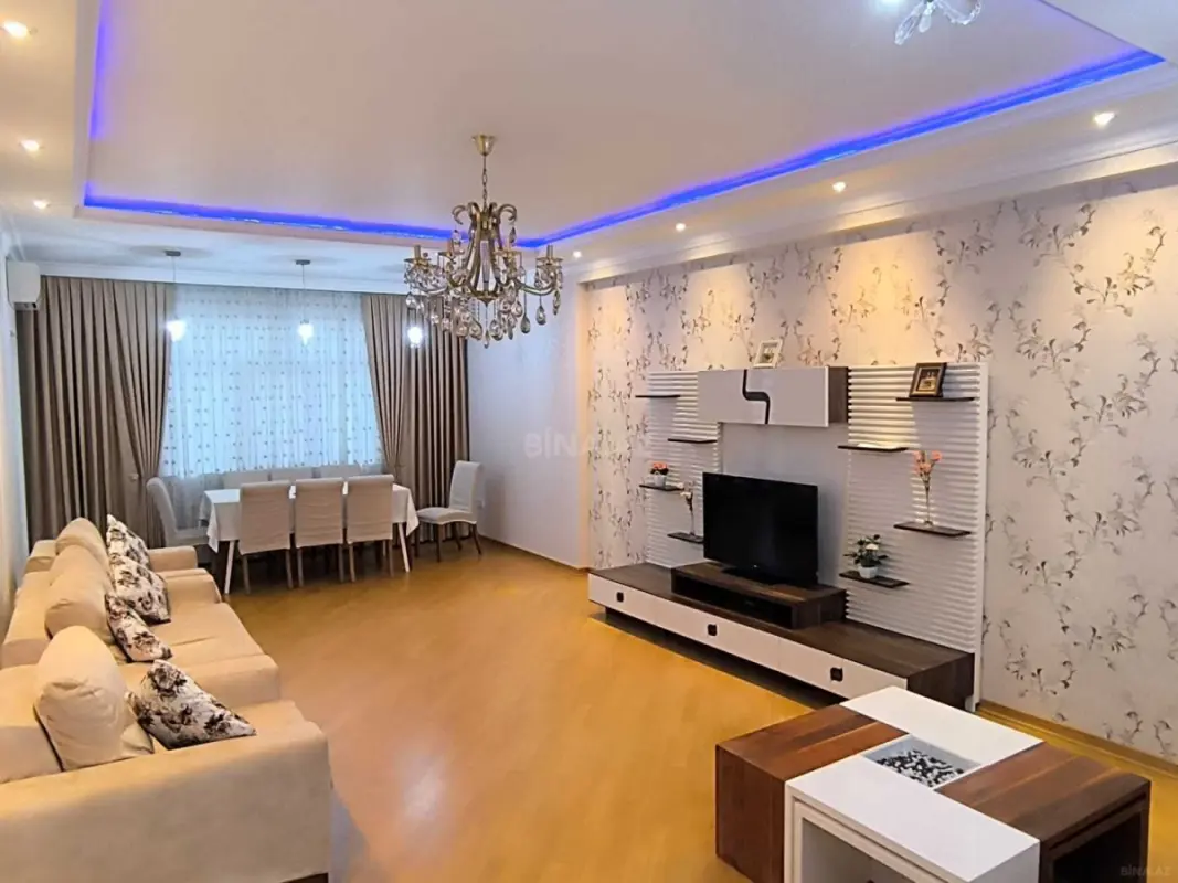 Kirayə verilir 2 otaqlı mənzil 100 m²
