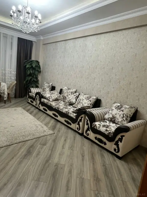 Kirayə verilir 2 otaqlı mənzil 55 m²