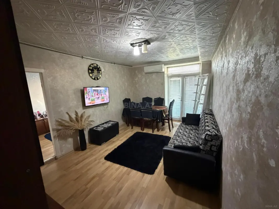 Satılır 2 otaqlı mənzil 57 m²