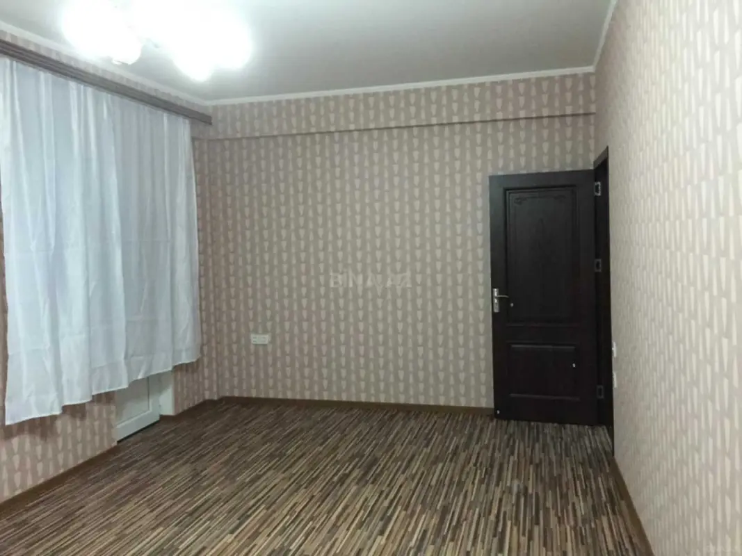Kirayə verilir 1 otaqlı mənzil 60 m²
