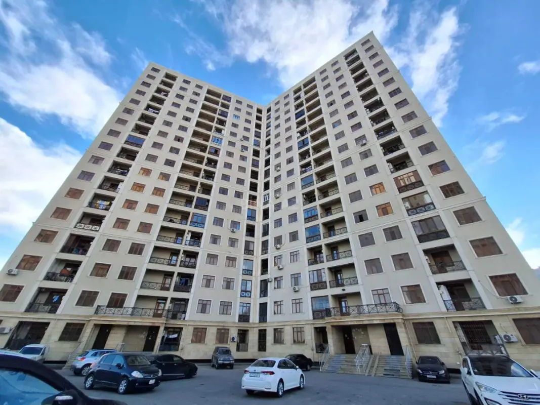 Satılır 3 otaqlı mənzil 90 m²