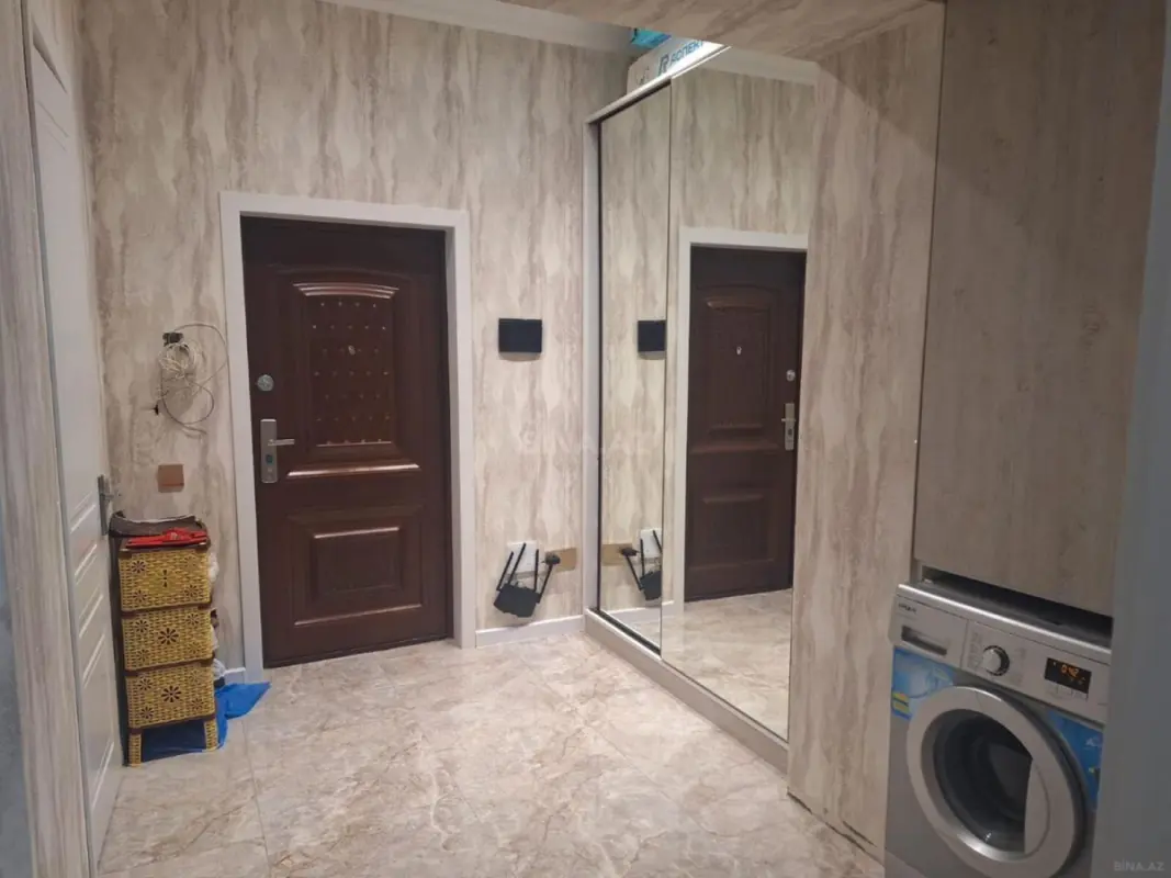 Kirayə verilir 2 otaqlı mənzil 66 m²