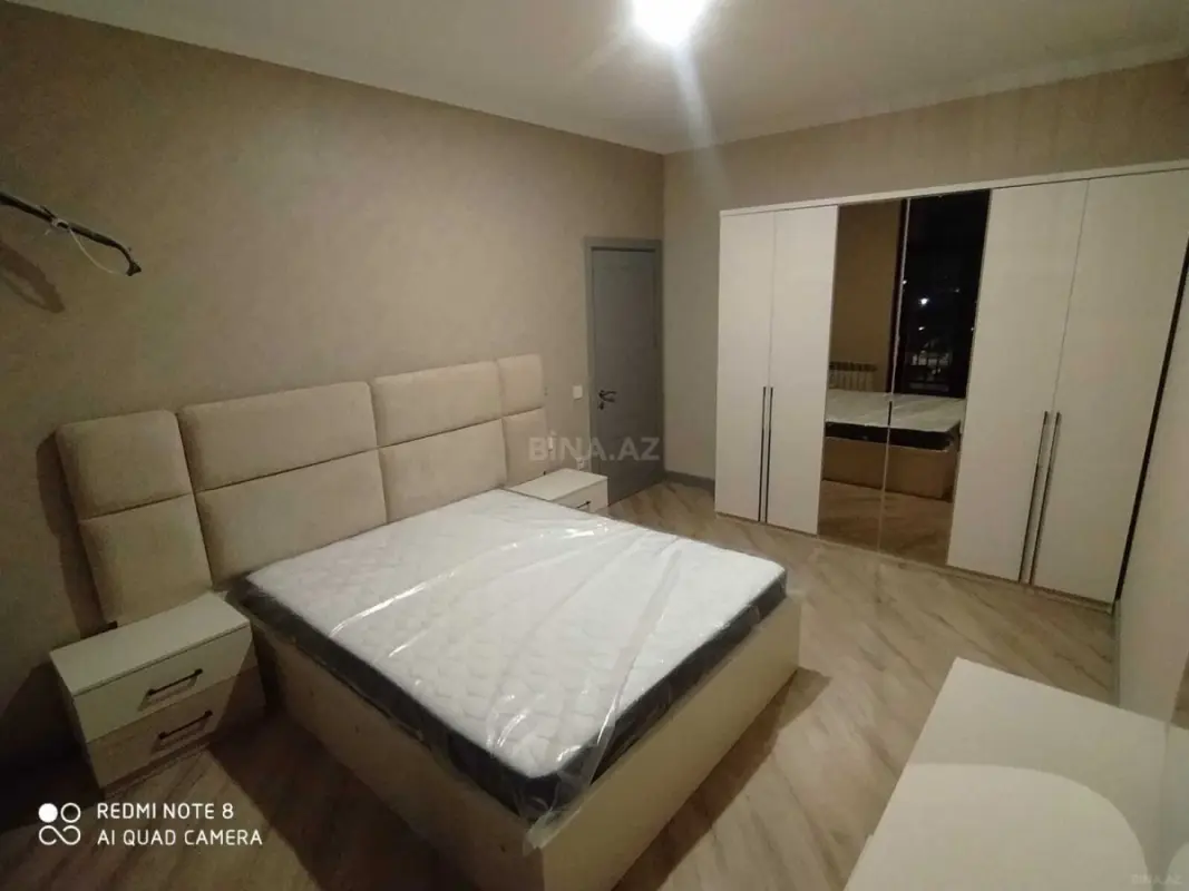 Kirayə verilir 2 otaqlı mənzil 90 m²