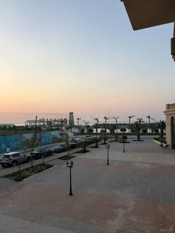 Satılır 1 otaqlı mənzil 42 m²