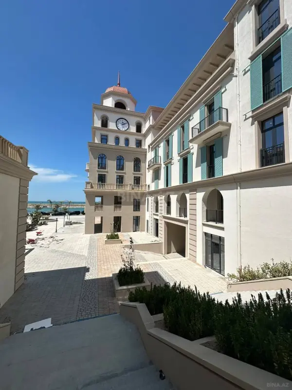 Satılır 2 otaqlı mənzil 70 m²