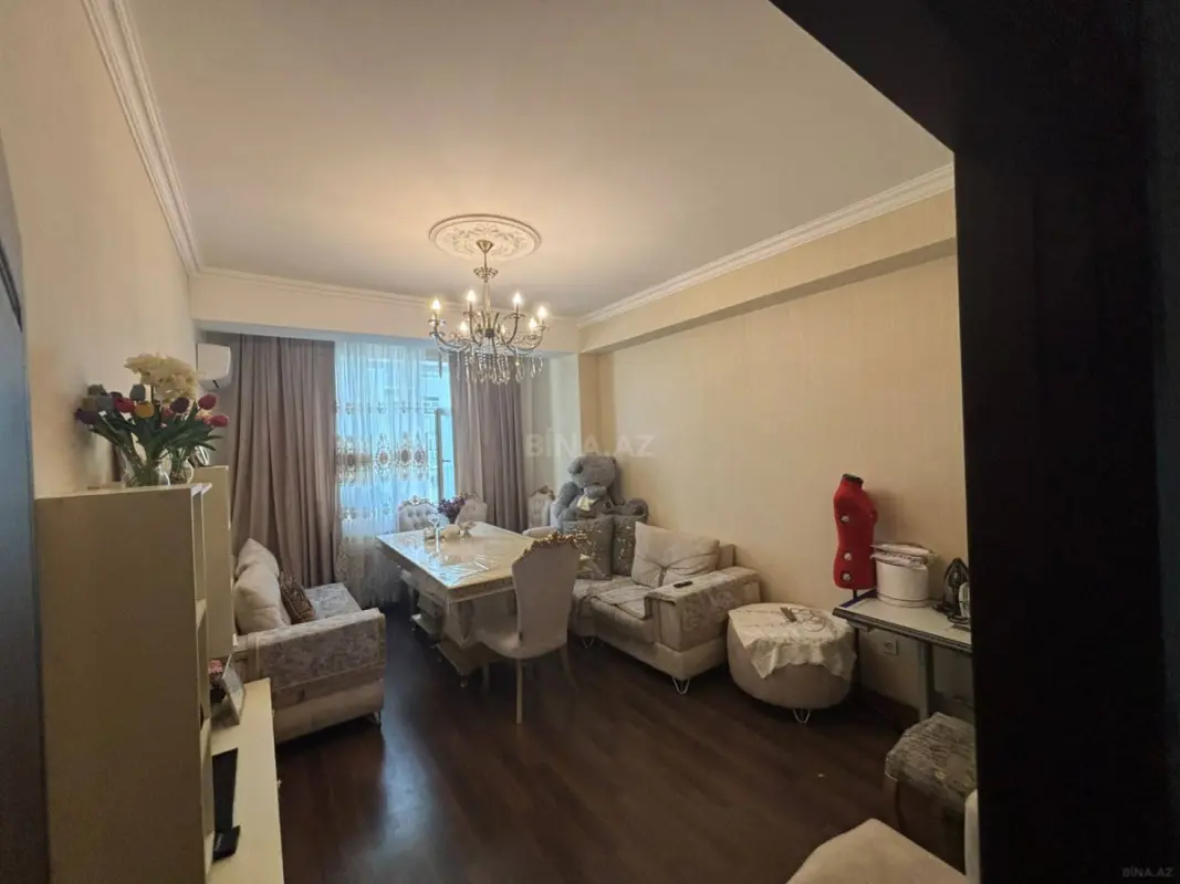Satılır 4 otaqlı mənzil 100 m²