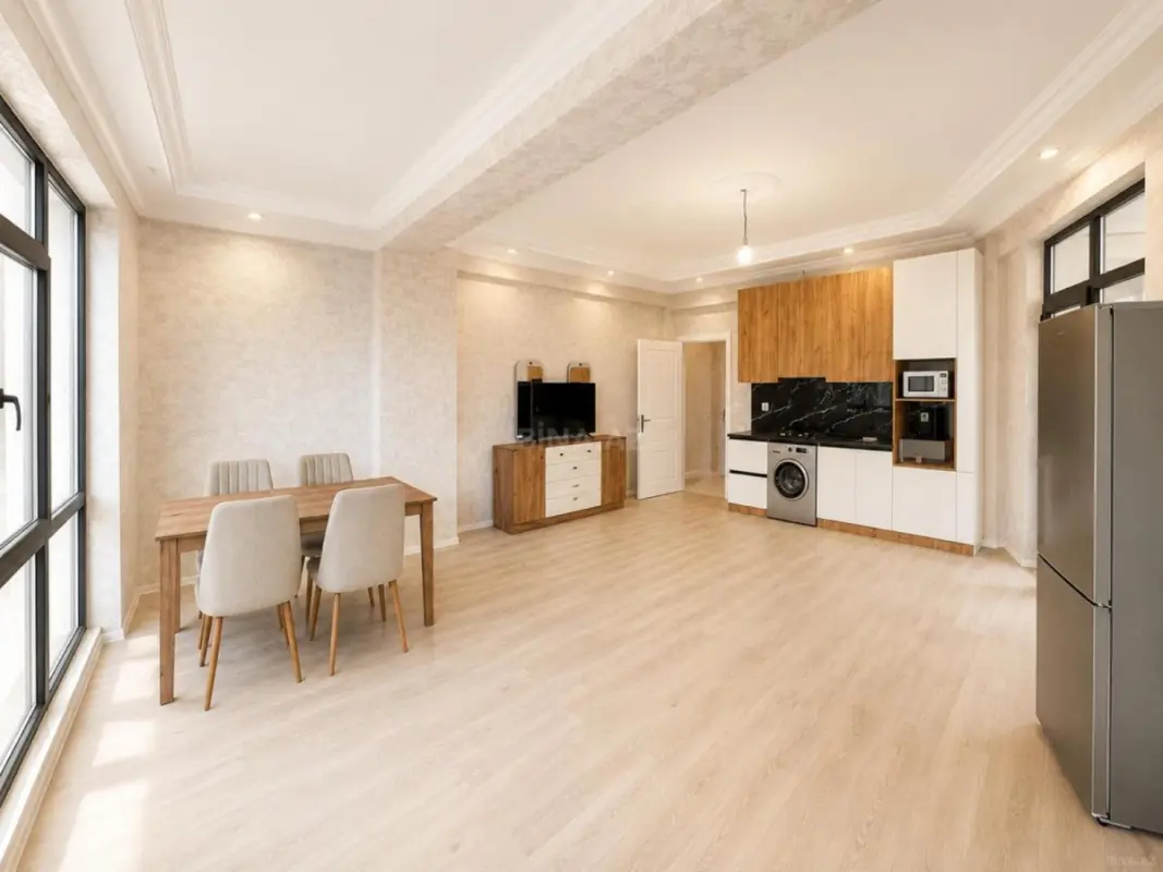 Satılır 3 otaqlı mənzil 103 m²