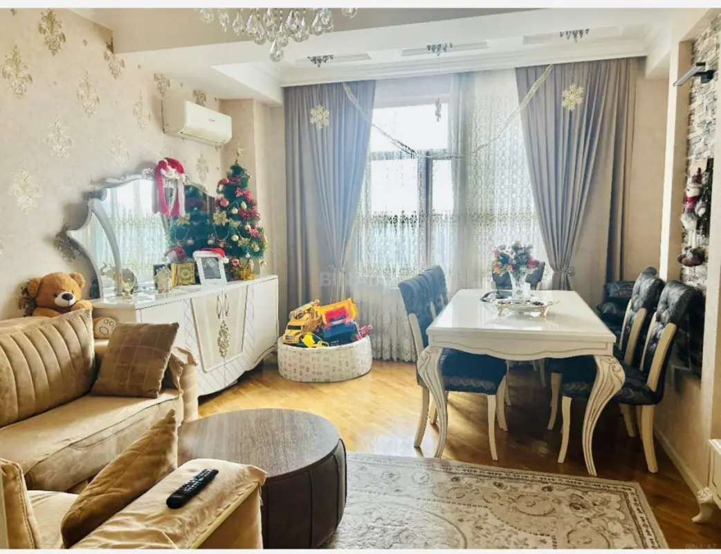 Satılır 2 otaqlı mənzil 89.5 m²