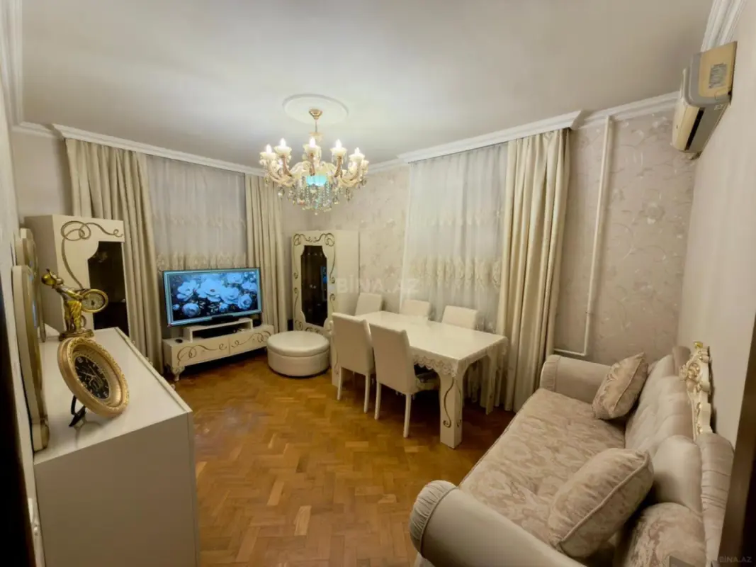 Satılır 2 otaqlı mənzil 65 m²