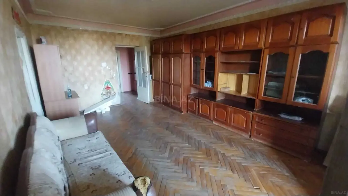 Satılır 4 otaqlı mənzil 105 m²