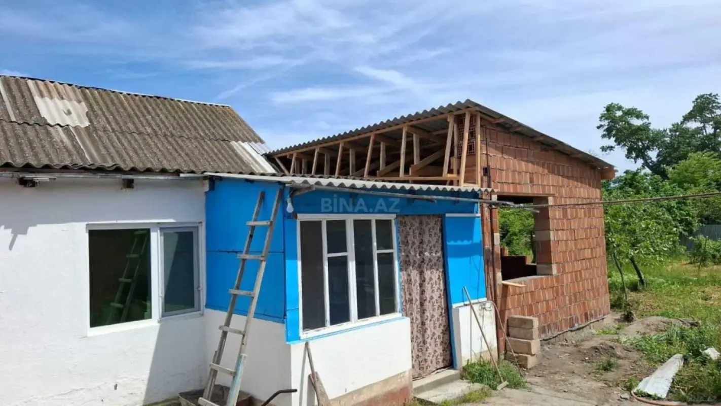Satılır 3 otaqlı həyət evi 55 m²