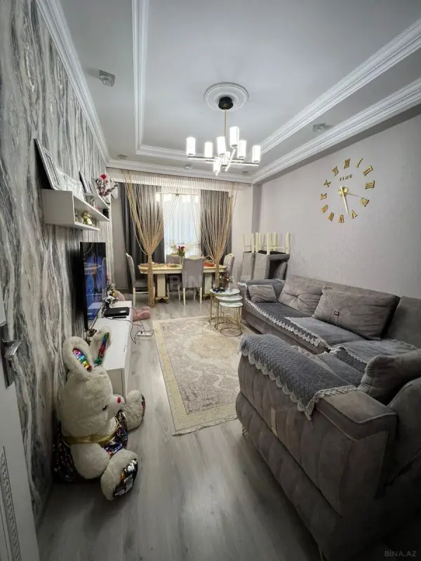 Satılır 2 otaqlı mənzil 74 m²