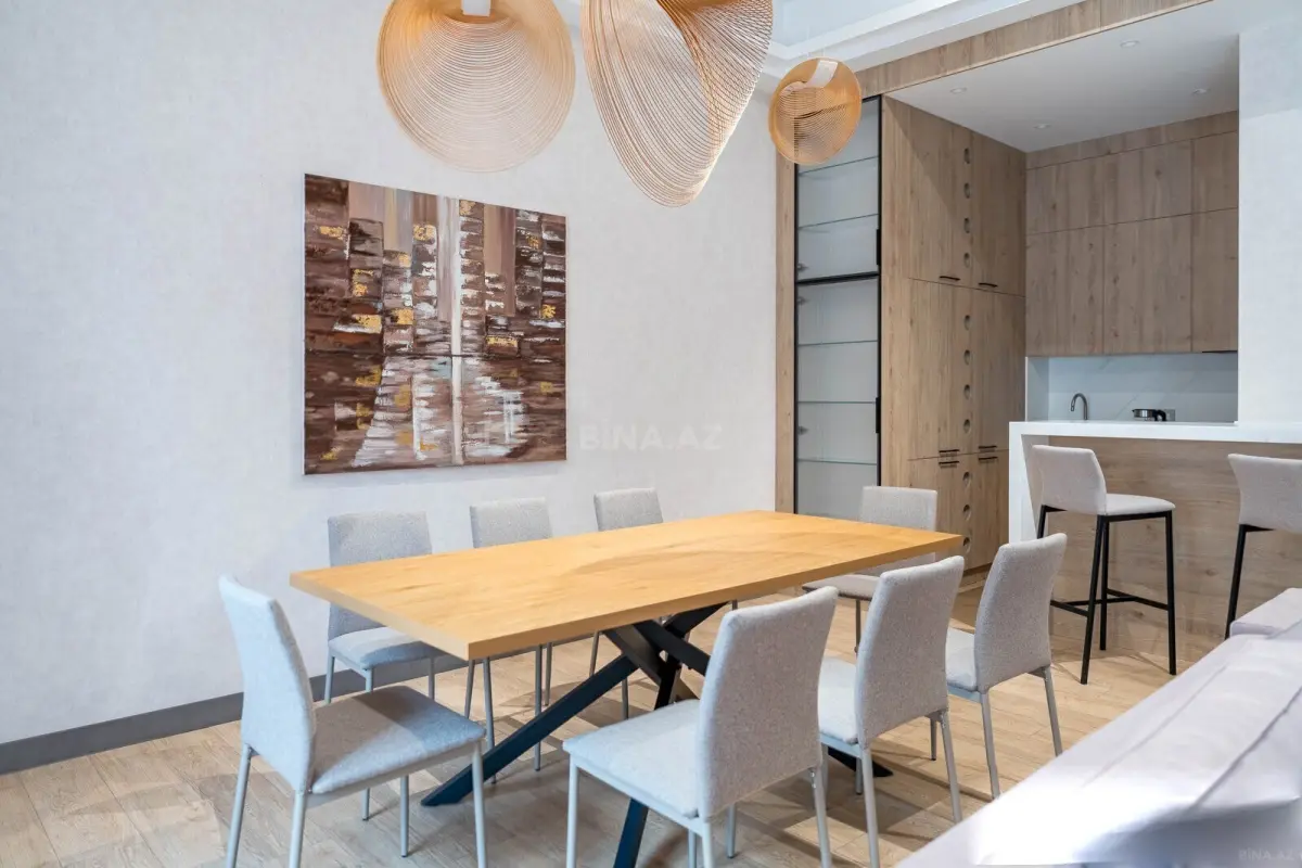 Kirayə verilir 2 otaqlı mənzil 82 m²