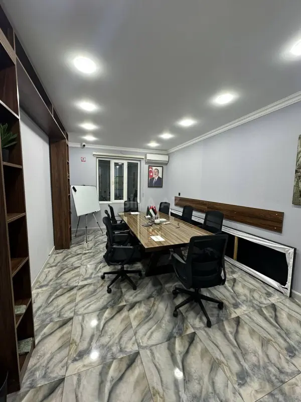Kirayə verilir 4 otaqlı ofis 80 m²