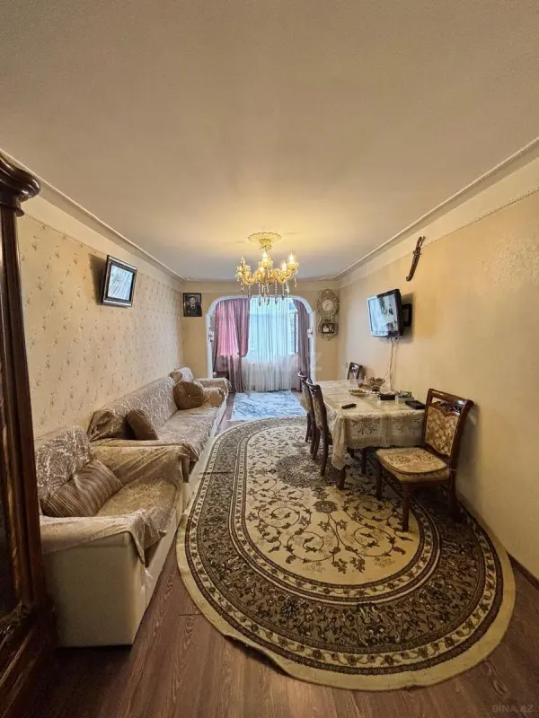 Satılır 4 otaqlı mənzil 105 m²