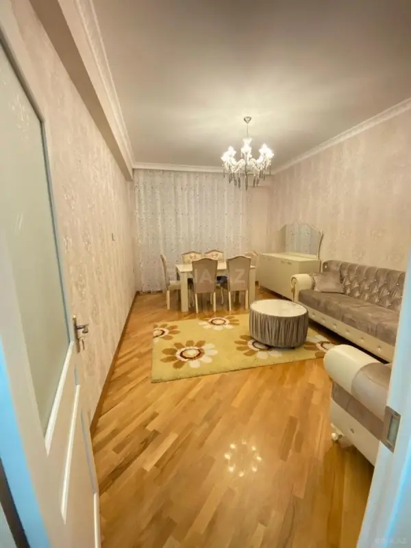Satılır 2 otaqlı mənzil 98 m²