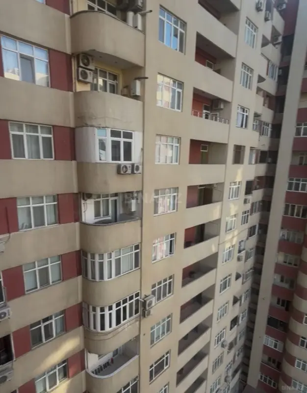 Kirayə verilir 3 otaqlı mənzil 137 m²