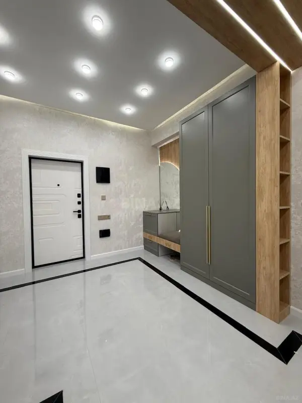 Satılır 2 otaqlı mənzil 84 m²