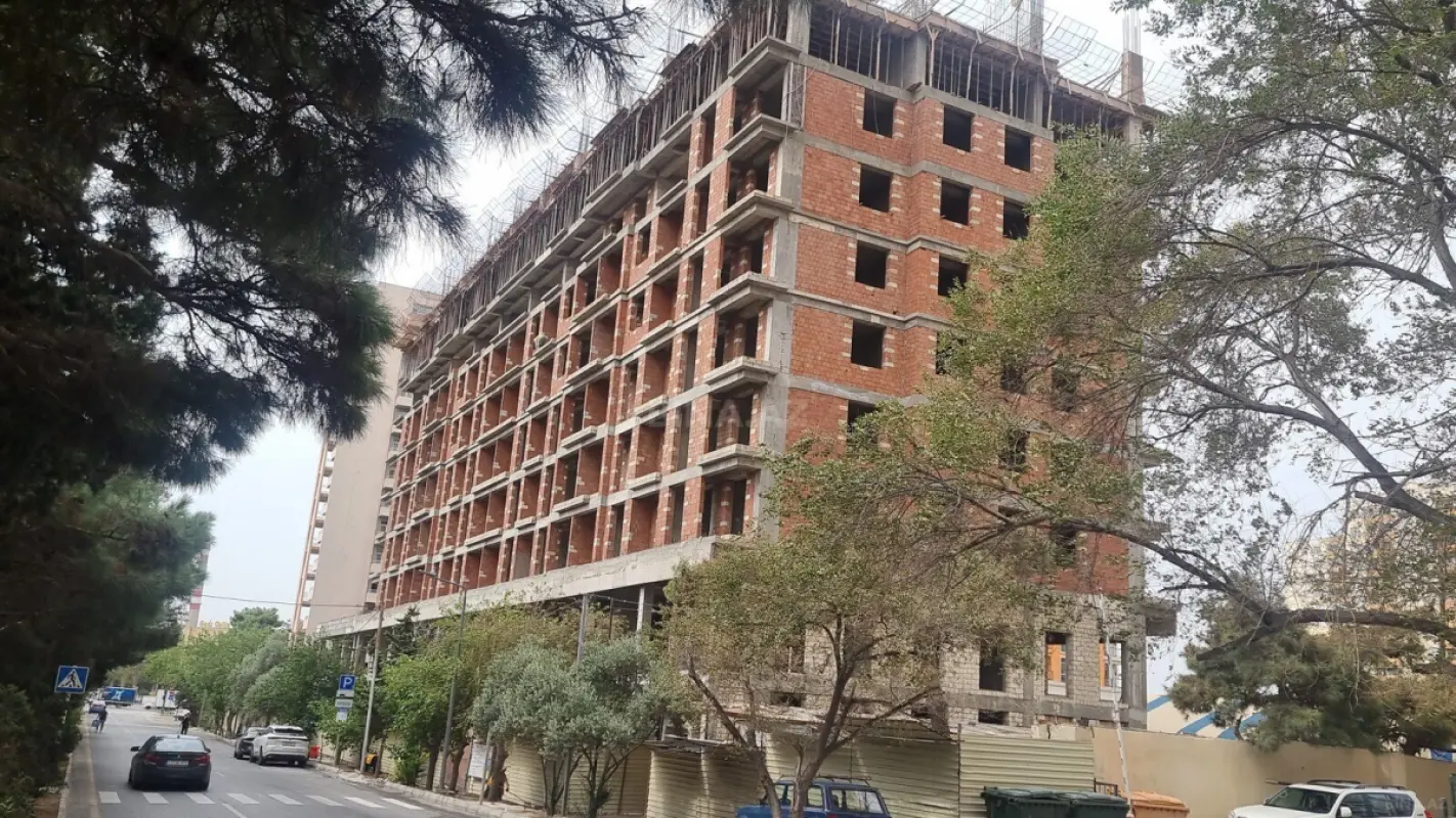 Satılır 3 otaqlı mənzil 119.2 m²