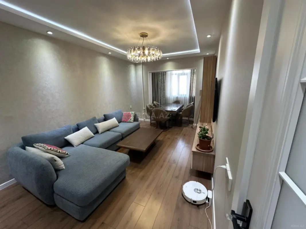 Satılır 2 otaqlı mənzil 66 m²