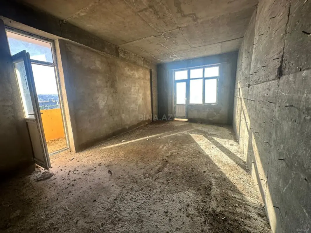 Satılır 2 otaqlı mənzil 87 m²