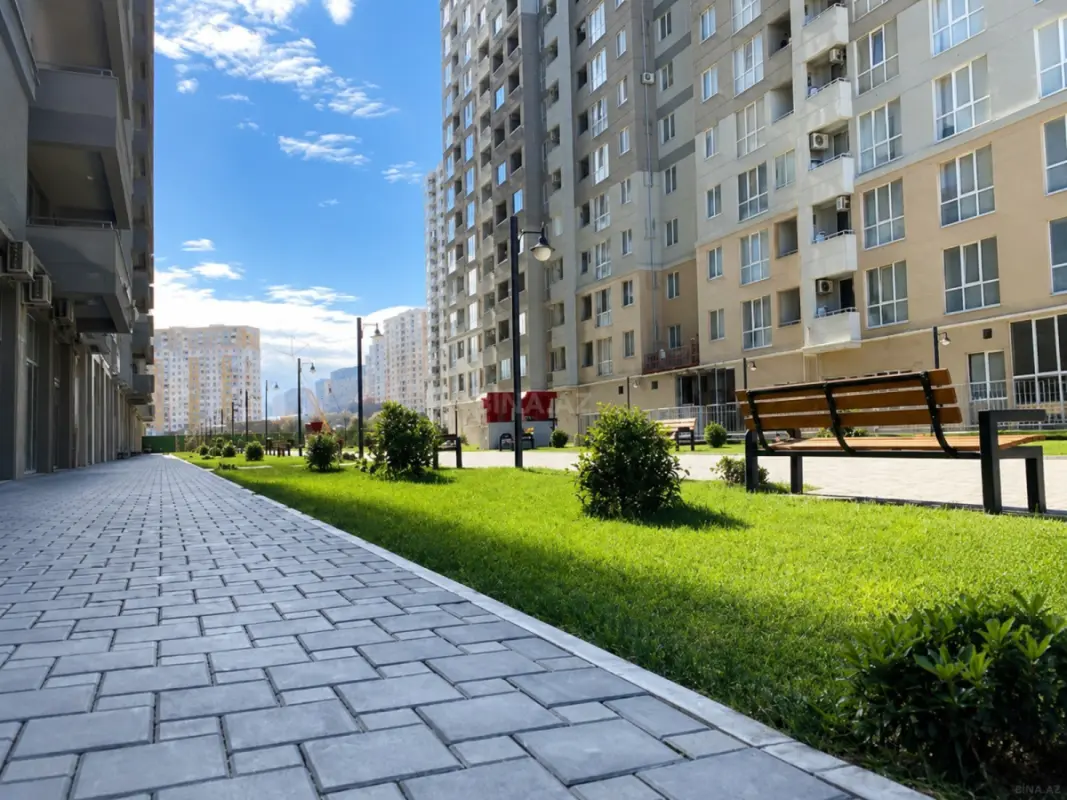 Satılır 2 otaqlı mənzil 61 m²