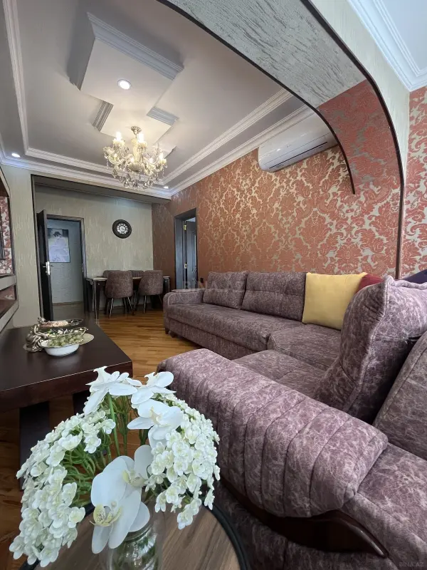 Satılır 3 otaqlı mənzil 74 m²
