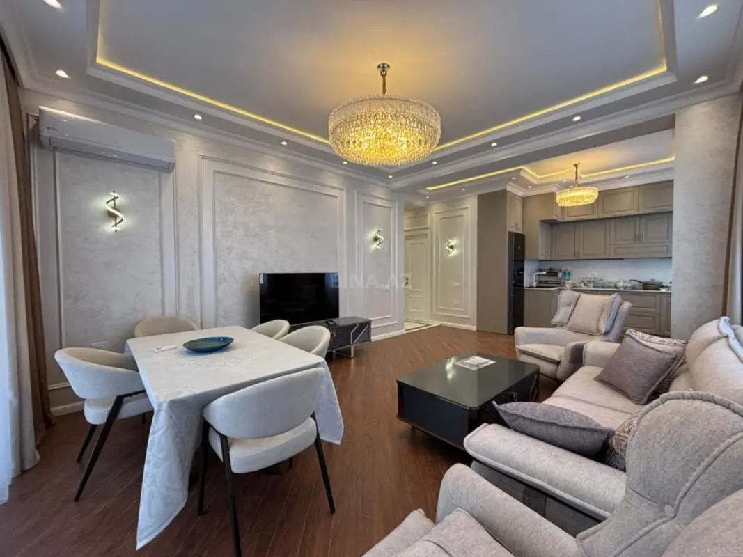 Kirayə verilir 3 otaqlı mənzil 120 m²