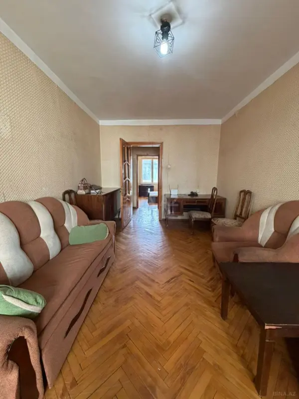 Satılır 2 otaqlı mənzil 61 m²