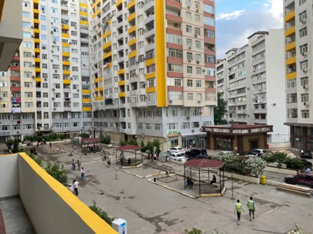 Satılır 3 otaqlı mənzil 95 m²