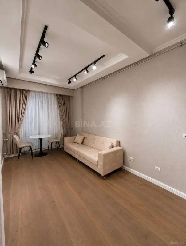 Satılır 2 otaqlı mənzil 44 m²