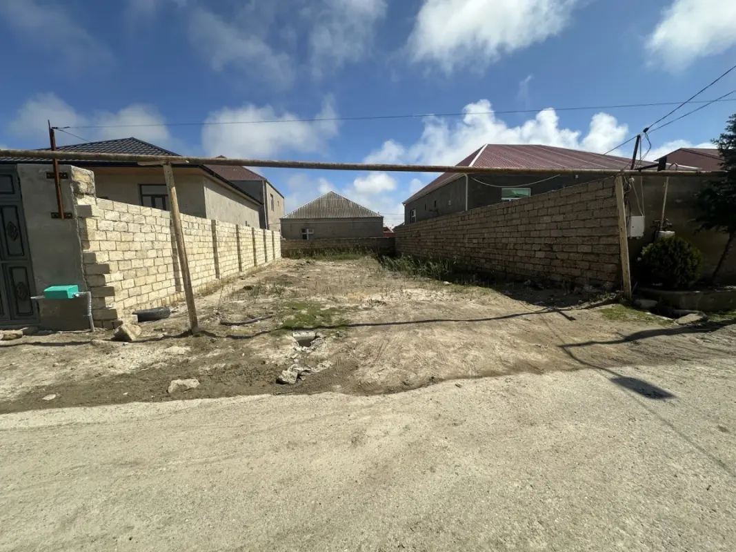 Satılır torpaq sahəsi 2 m²