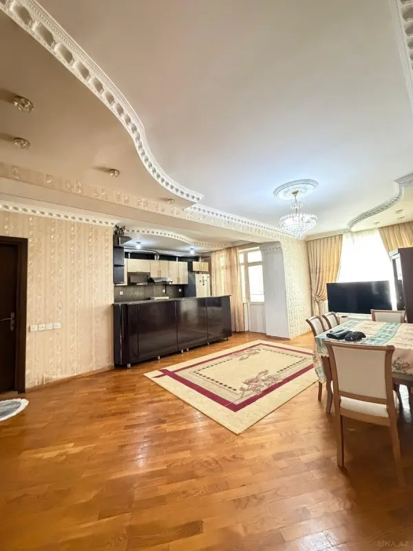 Satılır 3 otaqlı mənzil 83 m²