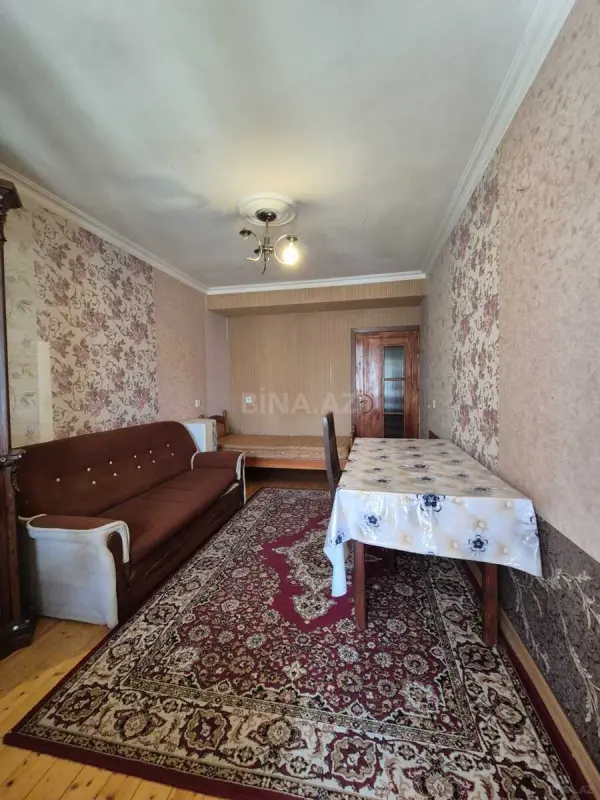 Satılır 2 otaqlı mənzil 68 m²
