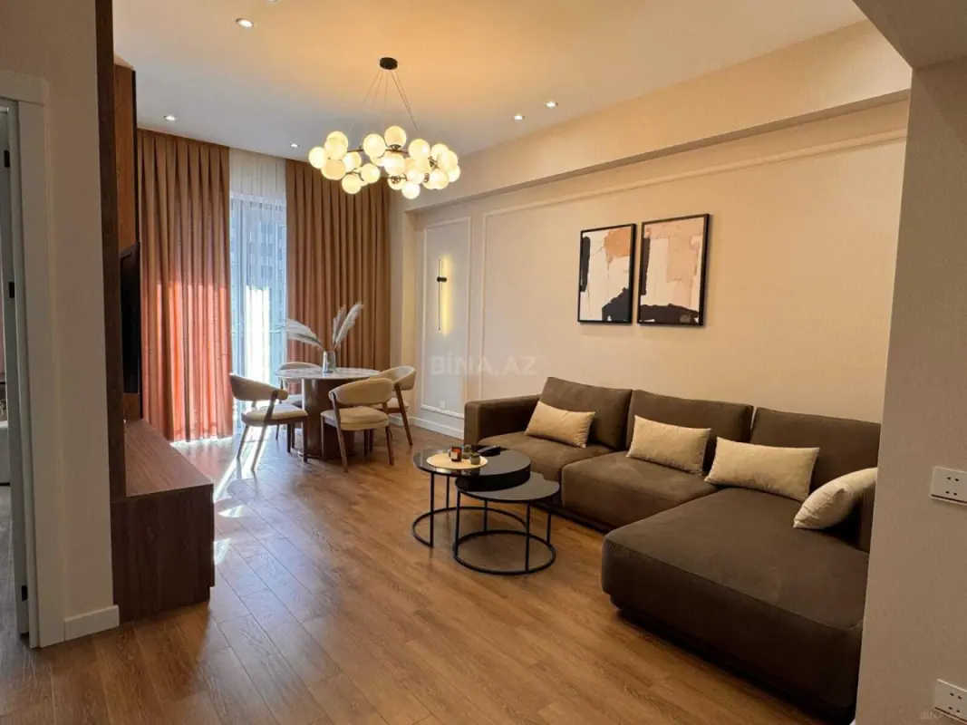 Satılır 2 otaqlı mənzil 71 m²