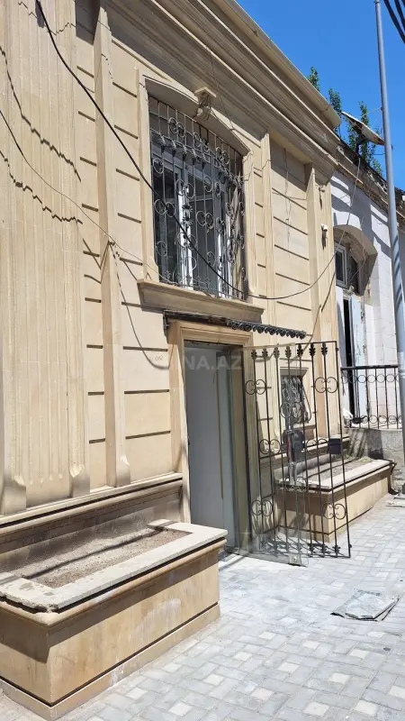 Kirayə verilir 4 otaqlı həyət evi 100 m²