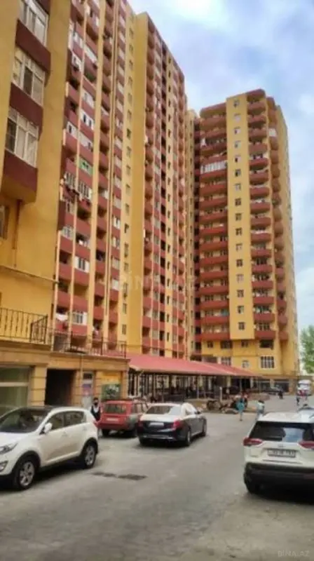 Satılır 2 otaqlı mənzil 68 m²
