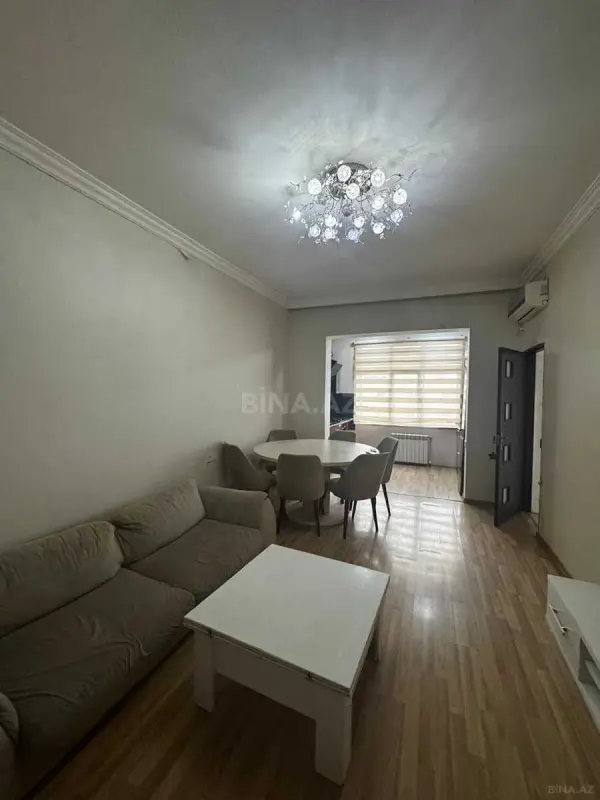 Satılır 2 otaqlı mənzil 67 m²