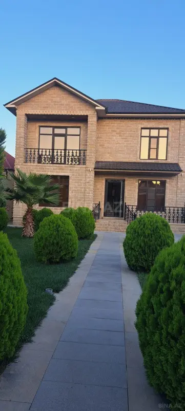 Kirayə verilir 7 otaqlı həyət evi 220 m²