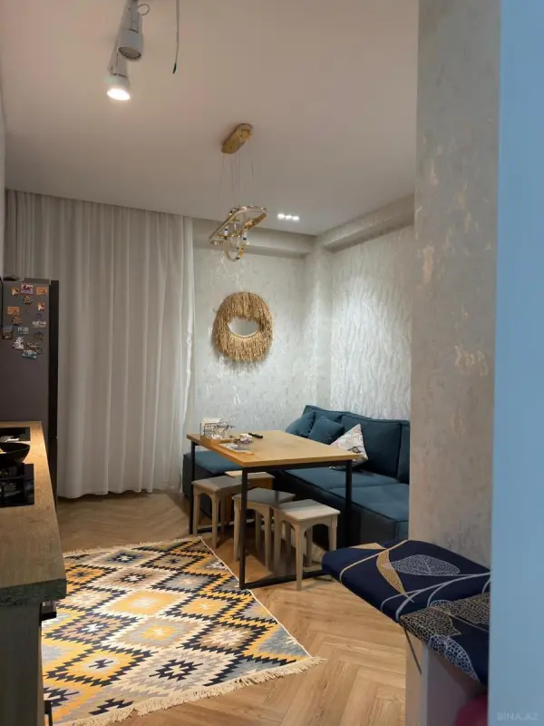 Kirayə verilir 2 otaqlı mənzil 55 m²