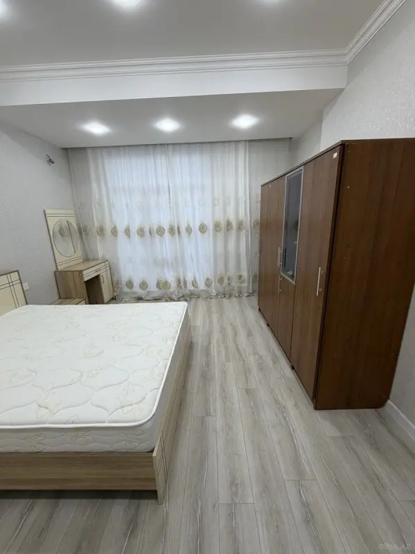 Kirayə verilir 2 otaqlı mənzil 55 m²