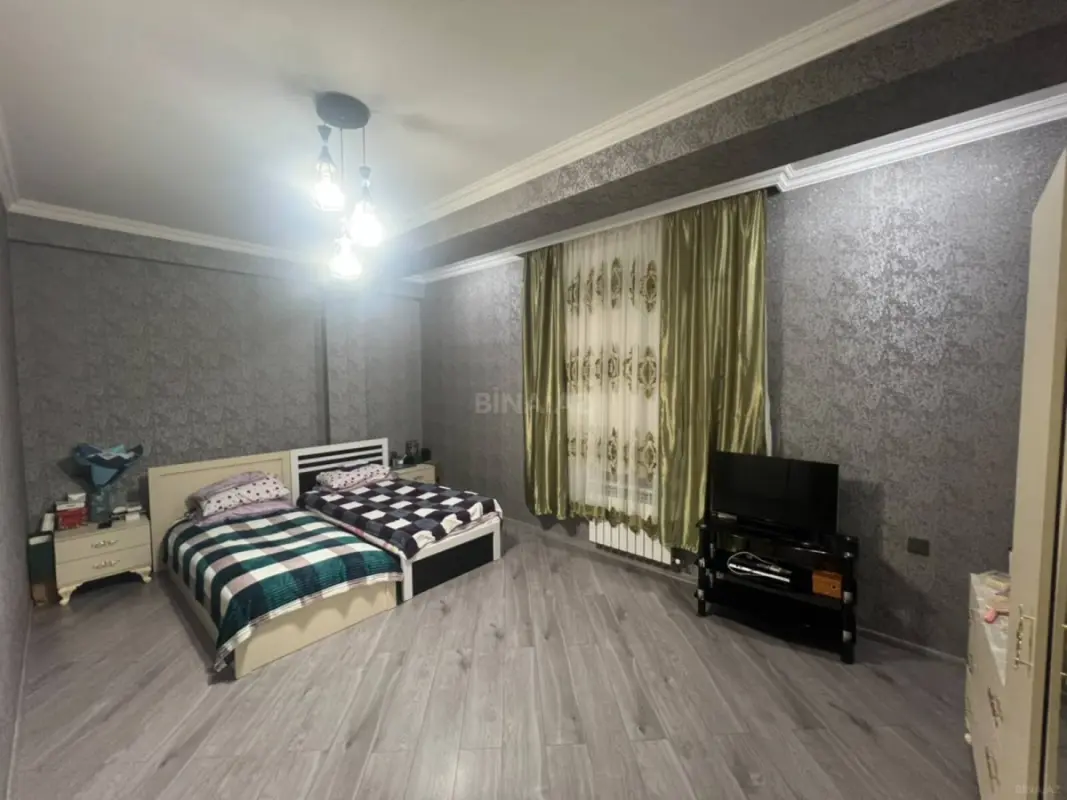 Satılır 2 otaqlı mənzil 68 m²